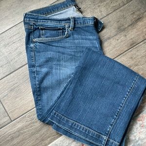 Bootcut jeans